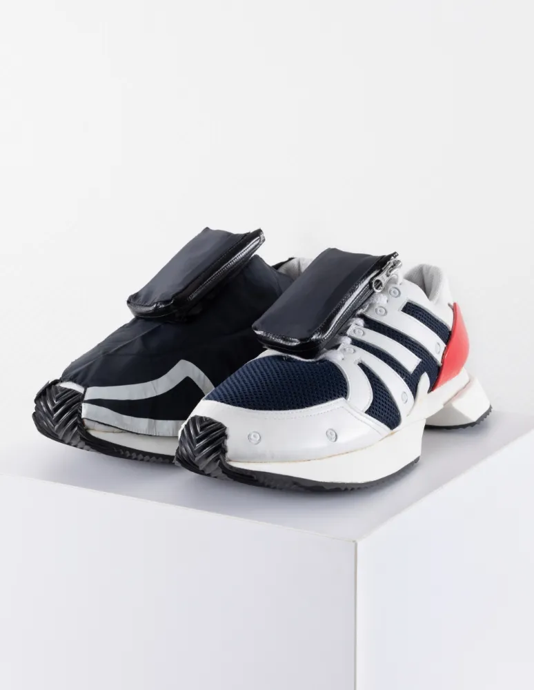 An Umbrella for Shoes